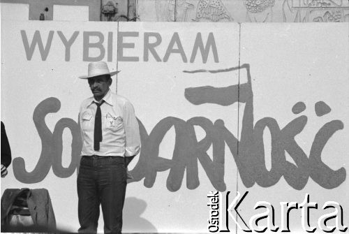Maj 1989, Tczew, Polska.
Spotkanie na rynku z kandydatami Komitetu Obywatelskiego 