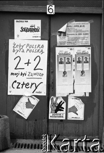 Maj 1989, Tczew, Polska.
Spotkanie na rynku z kandydatami Komitetu Obywatelskiego 
