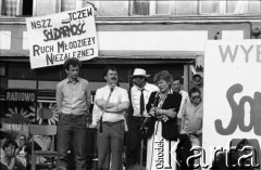 Maj 1989, Tczew, Polska.
Spotkanie na rynku z kandydatami Komitetu Obywatelskiego 