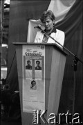 Maj 1989, Cedry Wielkie, Polska.
Spotkanie z kandydatką Komitetu Obywatelskiego 