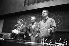 Maj 1989, Gdańsk (?), Polska.
Spotkanie mężów zaufania Komitetu Obywatelskiego 
