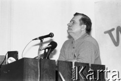 25.01.1990, Gdańsk, Polska.
Lech Wałęsa w Stoczni Gdańskiej.
Fot. Leszek Pękalski, zbiory Ośrodka KARTA