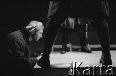 1988, brak miejsca.
Spektakl Teatru Ósmego Dnia 
