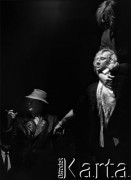 Po 1985, brak miejsca.
Spektakl Teatru Ósmego Dnia 