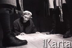 1988, brak miejsca.
Spektakl Teatru Ósmego Dnia 