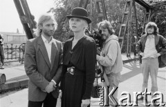 1988, Berlin, Niemcy.
Aktorzy Teatru Ósmego Dnia Tadeusz Janiszewski i Ewa Wójciak, operator kamery Horst Kandeler, z prawej Bo Persson.
Fot. Joanna Helander, zbiory Ośrodka KARTA