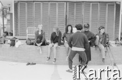 1988, Sitges, Katalonia, Hiszpania.
Warsztaty aktorskie, 1. z lewej siedzi aktorka Teatru Ósmego Dnia Ewa Wójciak.
Fot. Joanna Helander, zbiory Ośrodka KARTA