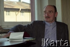 1996, Kraków, Polska.
Pisarz Sławomir Mrożek.
Fot. Anna Pietuszko, zbiory Ośrodka KARTA
