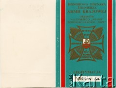 Brak daty, brak miejsca.
Legitymacja odznaki honorowej żołnierza Armii Krajowej Okręgów Wileńskiego i Nowogródzkiego.
Fot. NN, kolekcja Wincentego Borodziewicza, zbiory Ośrodka KARTA, przekazała Wanda Borodziewicz