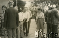 17.08.1975, Warszawa, Polska. 
Uroczystość poświęcenia tablicy pamiątkowej w 32. rocznicę powstania 6 Wileńskiej Samodzielnej Brygady Partyzanckiej Armii Krajowej w kościele św. Anny. 
Fot. Wincenty Borodziewicz, kolekcja Wincentego Borodziewicza, zbiory Ośrodka KARTA, przekazała Wanda Borodziewicz