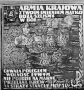 Brak daty, brak miejsca.
Tablica pamiątkowa Armii Krajowej wmurowana w ścianę kościoła na Jasnej Górze.
Fot. NN, kolekcja Wincentego Borodziewicza, zbiory Ośrodka KARTA, przekazała Wanda Borodziewicz