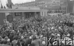 27.06.1981, Poznań, Polska.
Odsłonięcie tablicy pamiątkowej ku czci Ofiar Czerwca 1956 przed Zakładami im. Hipolita Cegielskiego, napis na tablicy: 