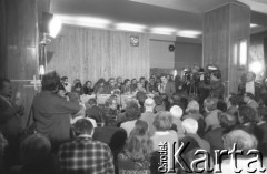 17.09.1980, Gdańsk, Polska.
Spotkanie przedstawicieli niezależnego ruchu związkowego z całego kraju w siedzibie gdańskiego Międzyzakładowego Komitetu Założycielskiego NSZZ 