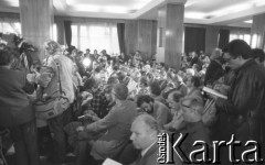 17.09.1980, Gdańsk, Polska.
Spotkanie przedstawicieli niezależnego ruchu związkowego z całego kraju w siedzibie gdańskiego Międzyzakładowego Komitetu Założycielskiego NSZZ 