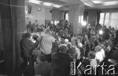 17.09.1980, Gdańsk, Polska.
Spotkanie przedstawicieli niezależnego ruchu związkowego z całego kraju w siedzibie gdańskiego Międzyzakładowego Komitetu Założycielskiego NSZZ 
