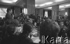 17.09.1980, Gdańsk, Polska.
Spotkanie przedstawicieli niezależnego ruchu związkowego z całego kraju w siedzibie gdańskiego Międzyzakładowego Komitetu Założycielskiego NSZZ 