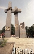 28.06.1981, Poznań, Polska.
Pomnik Ofiar Czerwca 1956 na placu Mickiewicza.
Fot. Zbigniew Trybek, zbiory Ośrodka KARTA