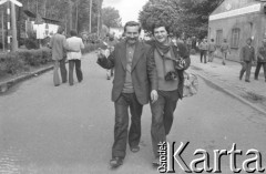 Sierpień 1980, Gdańsk, Polska.
Strajk okupacyjny w Stoczni Gdańskiej im. Lenina. Lech Wałęsa z fotoreporterem.
Fot. Zbigniew Trybek, zbiory Ośrodka KARTA

