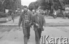 Sierpień 1980, Gdańsk, Polska.
Strajk okupacyjny w Stoczni Gdańskiej im. Lenina. Lech Wałęsa i fotograf Zbigniew Trybek.
Fot. Zbigniew Trybek, zbiory Ośrodka KARTA

