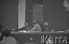 Sierpień 1980, Gdańsk, Polska.
Strajk okupacyjny w Stoczni Gdańskiej im. Lenina. Lech Wałęsa i Zdzisław Kobyliński w sali BHP.
Fot. Zbigniew Trybek, zbiory Ośrodka KARTA

