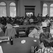 Sierpień 1980, Gdańsk, Polska.
Strajk okupacyjny w Stoczni Gdańskiej im. Lenina. Strajkujący w sali BHP.
Fot. Zbigniew Trybek, zbiory Ośrodka KARTA