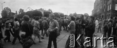 Sierpień 1980, Gdańsk, Polska.
Strajk okupacyjny w Stoczni Gdańskiej im. Lenina. Wiec stoczniowców.
Fot. Zbigniew Trybek, zbiory Ośrodka KARTA