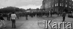 Sierpień 1980, Gdańsk, Polska.
Strajk okupacyjny w Stoczni Gdańskiej im. Lenina. Wiec stoczniowców.
Fot. Zbigniew Trybek, zbiory Ośrodka KARTA