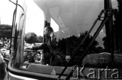 Sierpień 1980, Gdańsk, Polska.
Strajk w Stoczni Gdańskiej im. Lenina - Mieczysław Jagielski.
Fot. Stanisław Składanowski, zbiory Ośrodka KARTA