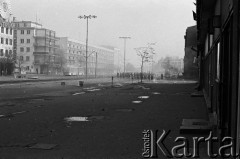 1.05.1982, Gdańsk, Polska.
Stan wojenny. Ulice Gdańska w dniu starć ulicznych opozycjonistów i milicji.
Fot. Stanisław Składanowski, zbiory Ośrodka KARTA
