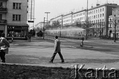 1.05.1982, Gdańsk, Polska.
Stan wojenny. Ulice Gdańska w dniu starć ulicznych opozycjonistów i milicji.
Fot. Stanisław Składanowski, zbiory Ośrodka KARTA
