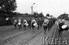 Sierpień 1988, Gdańsk, Polska.
Regionalna Komisja Koordynacyjna NSZZ „Solidarność” wezwała do rozpoczęcia strajku w całym Regionie Gdańskim. 