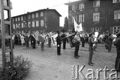 Sierpień 1988, Gdańsk, Polska.
Regionalna Komisja Koordynacyjna NSZZ „Solidarność” wezwała do rozpoczęcia strajku w całym Regionie Gdańskim. 