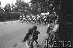 Sierpień 1988, Gdańsk, Polska.
Regionalna Komisja Koordynacyjna NSZZ „Solidarność” wezwała do rozpoczęcia strajku w całym Regionie Gdańskim. 