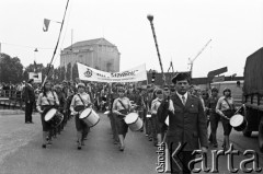 Sierpień 1988, Gdańsk, Polska.
Regionalna Komisja Koordynacyjna NSZZ „Solidarność” wezwała do rozpoczęcia strajku w całym Regionie Gdańskim. 