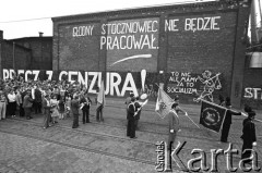 Sierpień 1988, Gdańsk, Polska.
Regionalna Komisja Koordynacyjna NSZZ „Solidarność” wezwała do rozpoczęcia strajku w całym Regionie Gdańskim. 