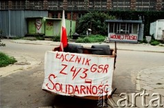 Sierpień 1988, Gdańsk, Polska.
Regionalna Komisja Koordynacyjna NSZZ „Solidarność” wezwała do rozpoczęcia strajku w całym Regionie Gdańskim. 