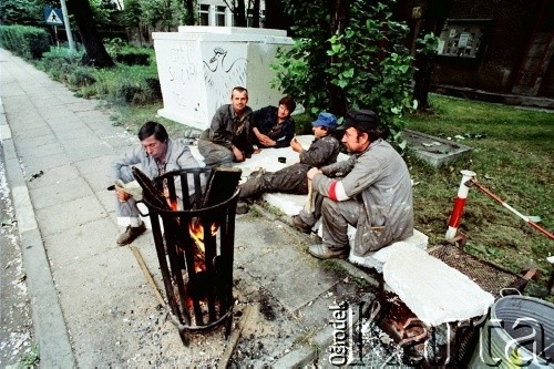 Sierpień 1988, Gdańsk, Polska.
Regionalna Komisja Koordynacyjna NSZZ „Solidarność” wezwała do rozpoczęcia strajku w całym Regionie Gdańskim. 