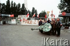 Sierpień 1988, Gdańsk, Polska.
Regionalna Komisja Koordynacyjna NSZZ „Solidarność” wezwała do rozpoczęcia strajku w całym Regionie Gdańskim. 