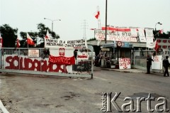 Sierpień 1988, Gdańsk, Polska.
Regionalna Komisja Koordynacyjna NSZZ „Solidarność” wezwała do rozpoczęcia strajku w całym Regionie Gdańskim. 