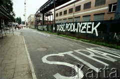 Sierpień 1988, Gdańsk, Polska.
Regionalna Komisja Koordynacyjna NSZZ „Solidarność” wezwała do rozpoczęcia strajku w całym Regionie Gdańskim. 