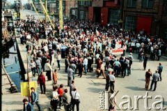Sierpień 1988, Gdańsk, Polska.
Regionalna Komisja Koordynacyjna NSZZ „Solidarność” wezwała do rozpoczęcia strajku w całym Regionie Gdańskim. 