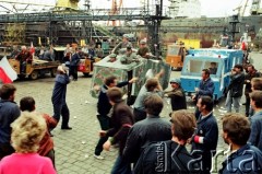 Sierpień 1988, Gdańsk, Polska.
Regionalna Komisja Koordynacyjna NSZZ „Solidarność” wezwała do rozpoczęcia strajku w całym Regionie Gdańskim. 