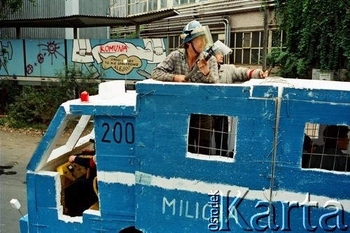 Sierpień 1988, Gdańsk, Polska.
Regionalna Komisja Koordynacyjna NSZZ „Solidarność” wezwała do rozpoczęcia strajku w całym Regionie Gdańskim. 