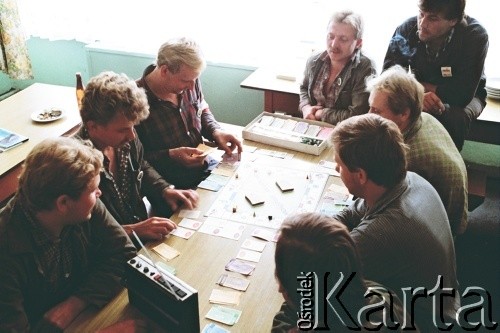 Sierpień 1988, Gdańsk, Polska.
Regionalna Komisja Koordynacyjna NSZZ „Solidarność” wezwała do rozpoczęcia strajku w całym Regionie Gdańskim. 