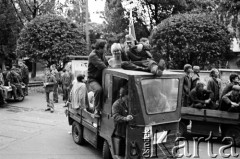 Sierpień 1988, Gdańsk, Polska.
Regionalna Komisja Koordynacyjna NSZZ „Solidarność” wezwała do rozpoczęcia strajku w całym Regionie Gdańskim. 