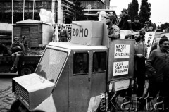 Sierpień 1988, Gdańsk, Polska.
Regionalna Komisja Koordynacyjna NSZZ „Solidarność” wezwała do rozpoczęcia strajku w całym Regionie Gdańskim. 