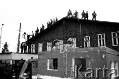 Sierpień 1988, Gdańsk, Polska.
Regionalna Komisja Koordynacyjna NSZZ „Solidarność” wezwała do rozpoczęcia strajku w całym Regionie Gdańskim. 