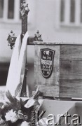 3.11.1984, Warszawa, Polska.
Pogrzeb księdza Jerzego Popiełuszki w kościele św. Stanisława Kostki. 
Fot. Jerzy Szot, zbiory Ośrodka KARTA