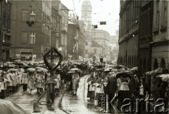 1984, Warszawa, Polska.

Procesja świętego Stanisława.

Fot. Jerzy Szot, zbiory Ośrodka KARTA