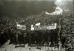 1986, Częstochowa, Polska.
Pielgrzymi w drodze na Jasną Górę.
Fot. Jerzy Szot, zbiory Ośrodka KARTA